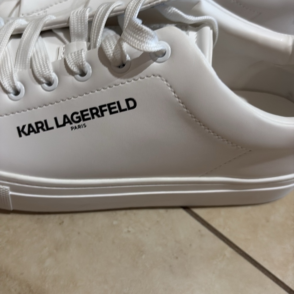 Karl Lagerfeld White Sneakers with Black & Red Cat Heel Patch - Picture 3 of 6
